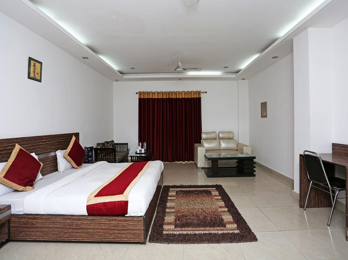 Oyo 10257 Hotel Lotus Park Gurgaon Exterior photo