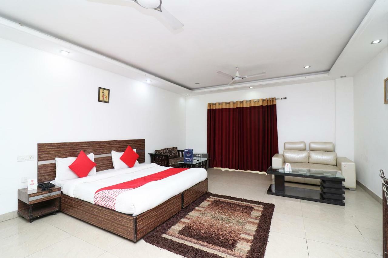 Oyo 10257 Hotel Lotus Park Gurgaon Exterior photo